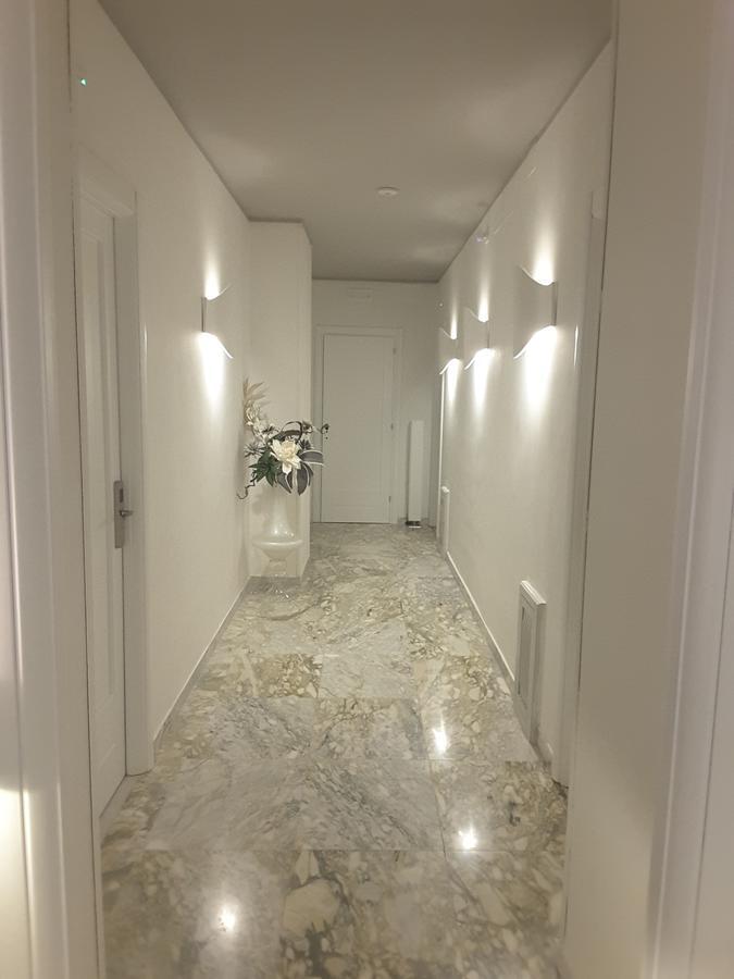 B&B Abatjour - Ambiente Sanificato - Test Antilegionella Assolto Foggia Dış mekan fotoğraf