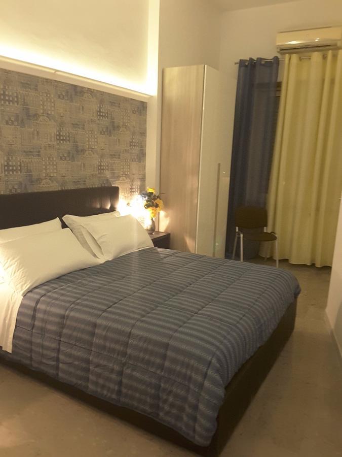 B&B Abatjour - Ambiente Sanificato - Test Antilegionella Assolto Foggia Dış mekan fotoğraf
